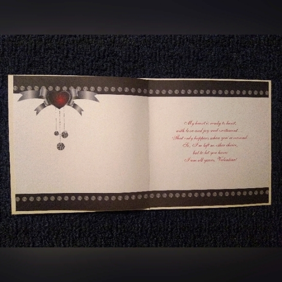 3D Valentine Card by Large and Loving Cards 8"x8" Black and Silver New - Picture 4 of 4